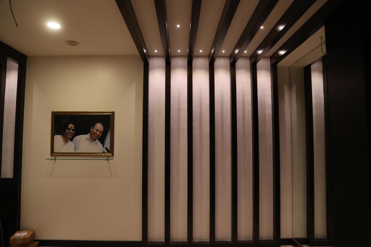 Hotel Dr Rajkumar International Бангалор Номер фото